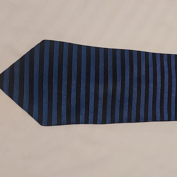 Distinction executive wear necktie - Picture 2 of 2